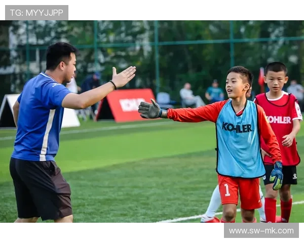 中国足球小球星精彩表现集锦 青训新星崭露头角挑战未来足球舞台